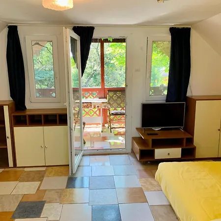 Beni Nyaralo Appartement *